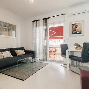 Apartment Modern With Loggia Terrace And Parking
